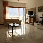 Big With View And Three Bedrooms * Sala Comacina