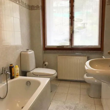 Lejlighed Big With View And Three Bedrooms Sala Comacina